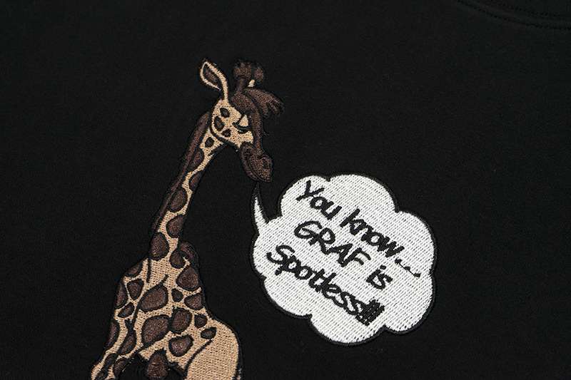 レディース スウェット キリン刺繍入りユーモアTシャツ