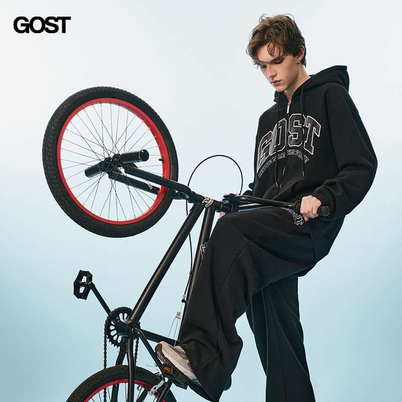 レディース GOSTロゴ入りスウェットセットアップ