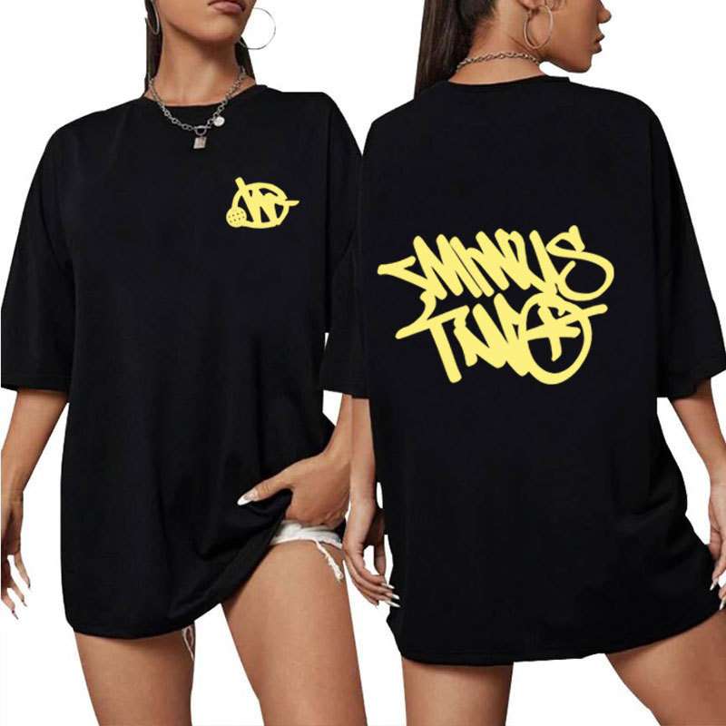 レディース スウェット ストリートグラフィティ風ロゴTシャツ